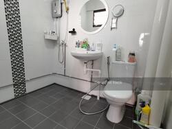 Blk 132 Geylang East Avenue 1 (Geylang), HDB Executive #314725571
